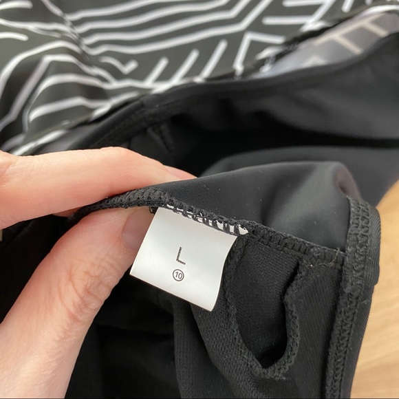 NWOT Ruffle One Piece Swimsuit - Picture 7 of 7